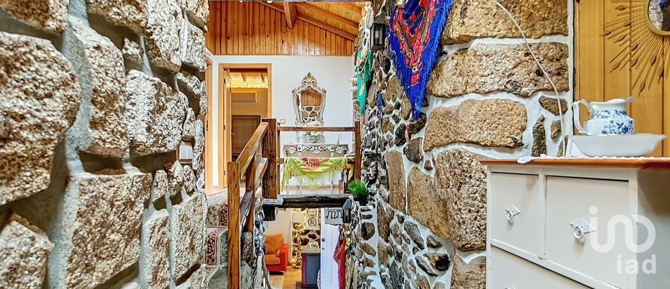 Moradia T2 em Arnóia de 144 m²