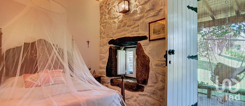 Moradia T2 em Arnóia de 144 m²