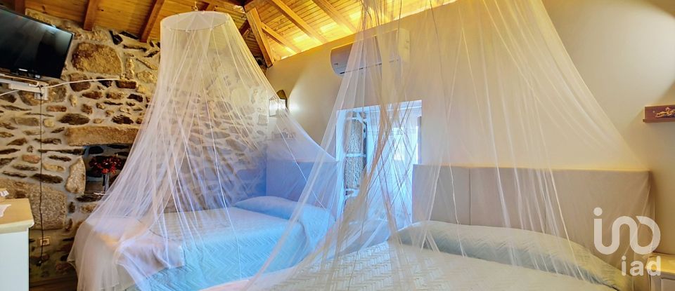 Moradia T2 em Arnóia de 144 m²