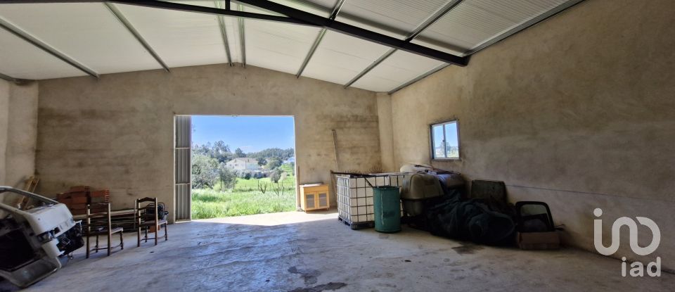 Terrain à Fráguas de 12 240 m²