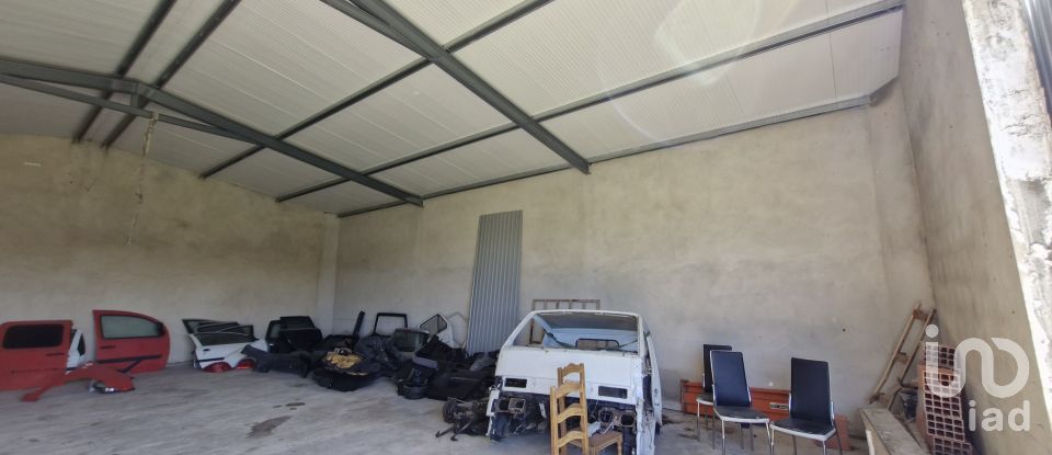 Terrain à Fráguas de 12 240 m²