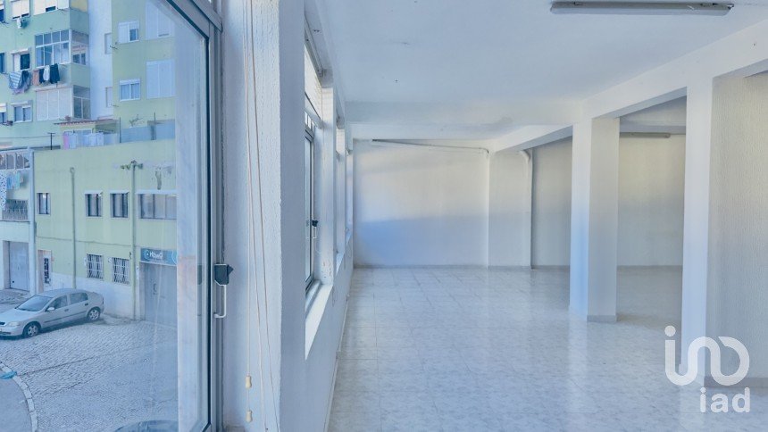 Shop / premises commercial in Amora of 246 m²