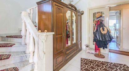 Bâtiment à Covilhã e Canhoso de 688 m²