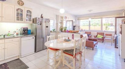 Bâtiment à Covilhã e Canhoso de 688 m²