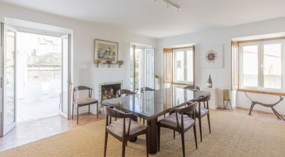 Duplex T2 à Misericórdia de 150 m²