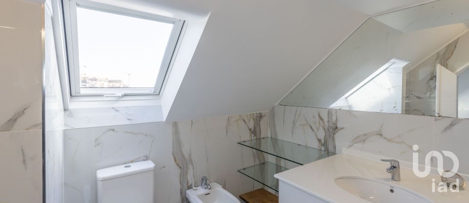 Duplex T2 à Misericórdia de 150 m²