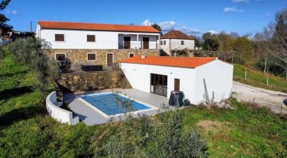 Maison T4 à Vila Facaia de 479 m²