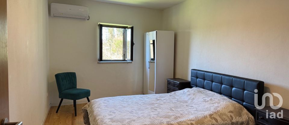 House T4 in Vila Facaia of 479 m²