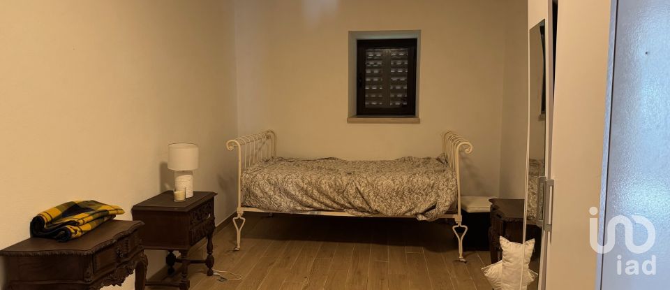 House T4 in Vila Facaia of 479 m²