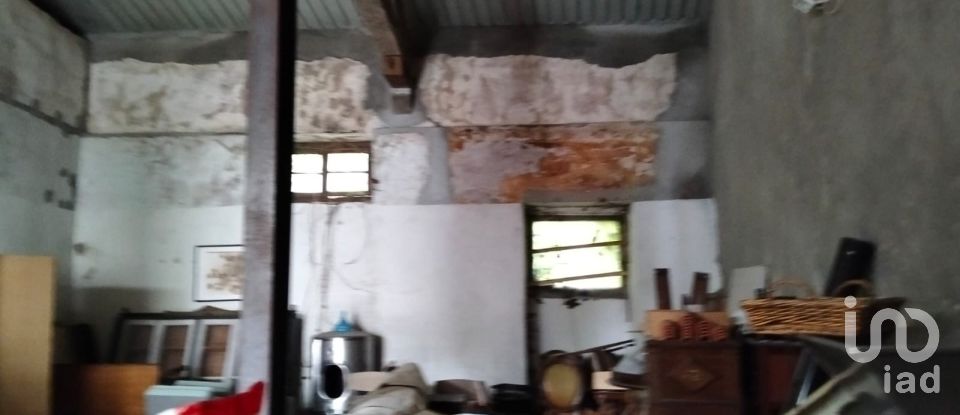 Terrain à bâtir à Torres Novas (Santa Maria, Salvador e Santiago) de 433 m²