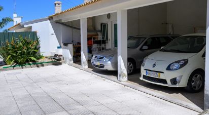 Maison T4 à Oliveira do Bairro de 457 m²