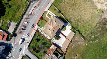 Maison T4 à Oliveira do Bairro de 457 m²