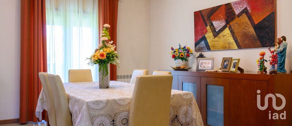 Maison T4 à Oliveira do Bairro de 457 m²