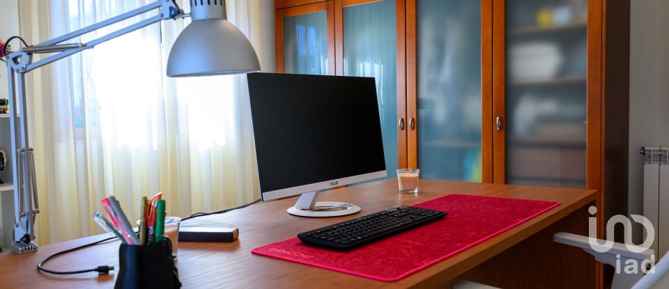 Maison T4 à Oliveira do Bairro de 457 m²