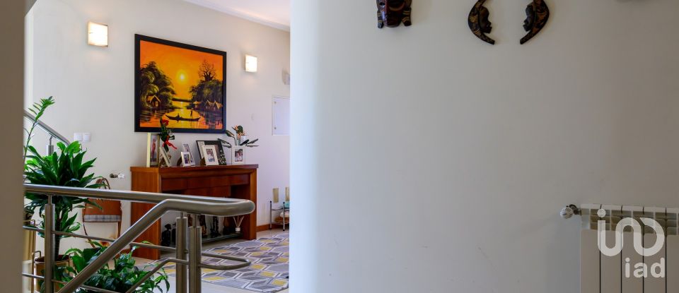 Maison T4 à Oliveira do Bairro de 457 m²