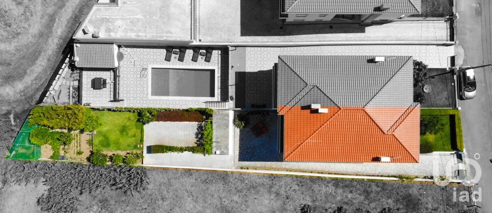 House T3 in Lourinhã e Atalaia of 152 m²