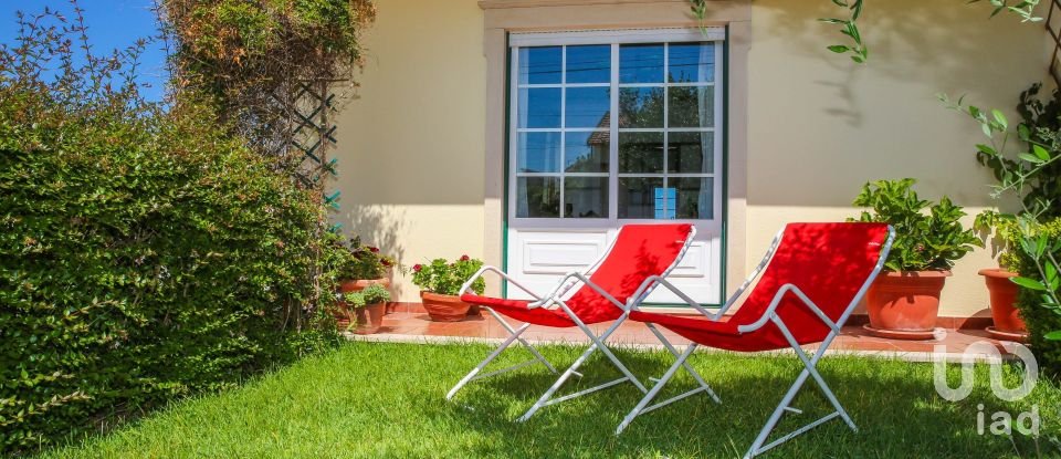 House T3 in Lourinhã e Atalaia of 152 m²