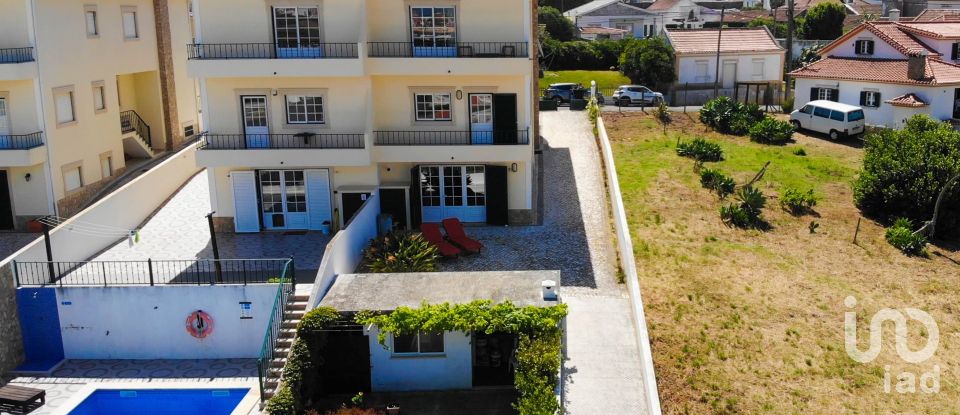 House T3 in Lourinhã e Atalaia of 152 m²