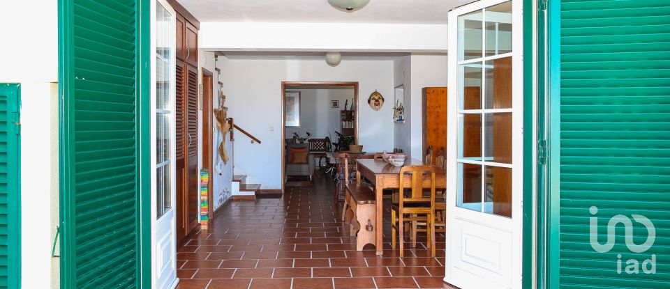 House T3 in Lourinhã e Atalaia of 152 m²