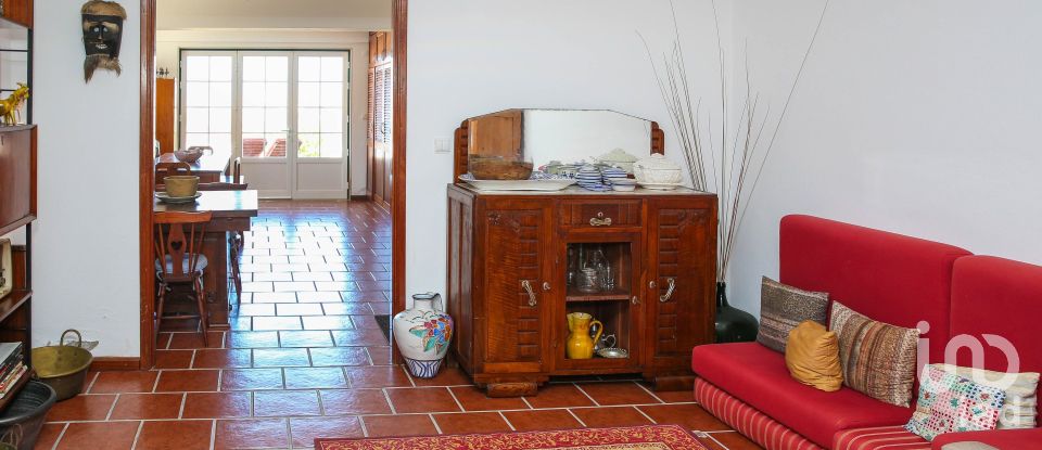 House T3 in Lourinhã e Atalaia of 152 m²