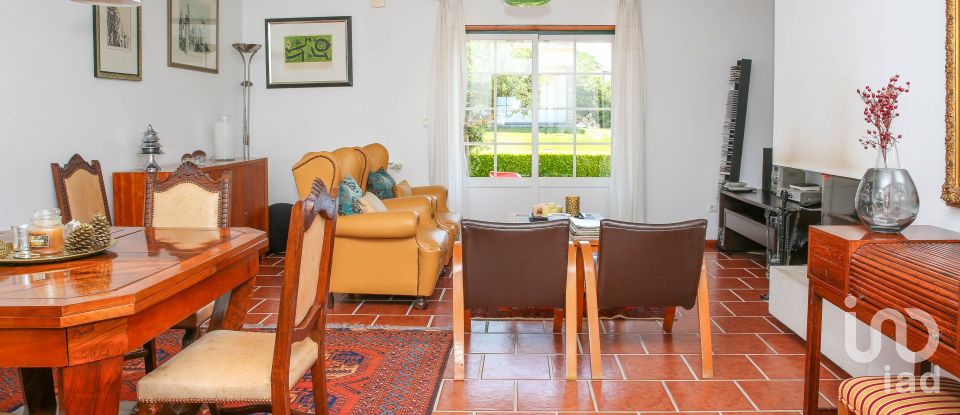 House T3 in Lourinhã e Atalaia of 152 m²
