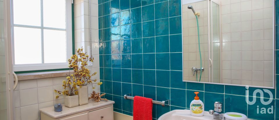 House T3 in Lourinhã e Atalaia of 152 m²