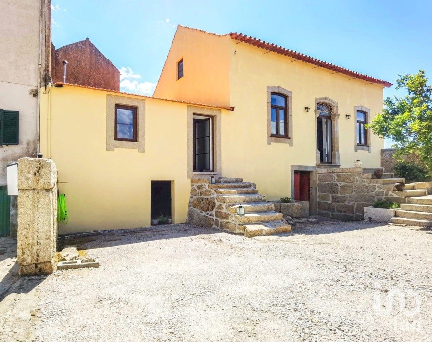 Gîte T3 à Travanca de Lagos de 132 m²