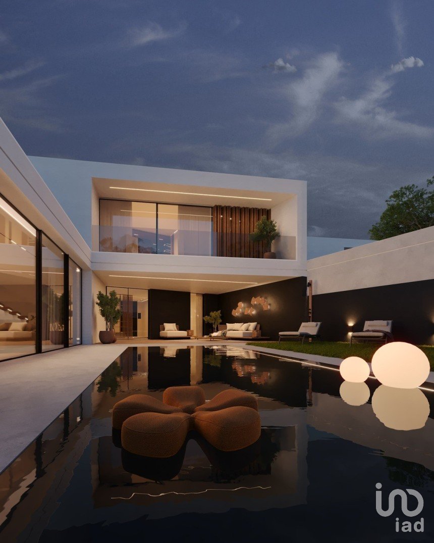 Maison T4 à Milheirós de 492 m²