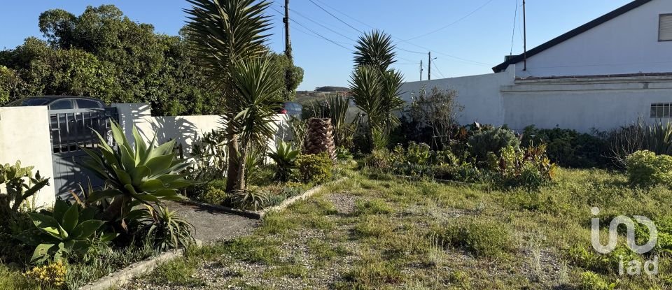 Building plot in Lourinhã e Atalaia of 640 m²
