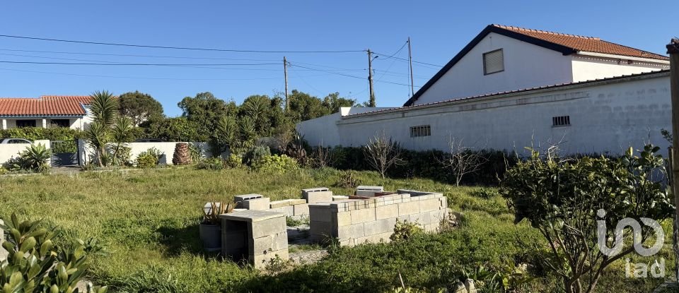 Building plot in Lourinhã e Atalaia of 640 m²