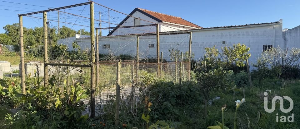 Building plot in Lourinhã e Atalaia of 640 m²