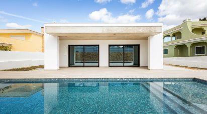 Maison T3 à Mexilhoeira Grande de 237 m²