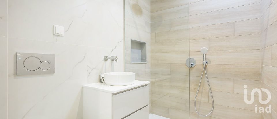 Maison T3 à Mexilhoeira Grande de 237 m²