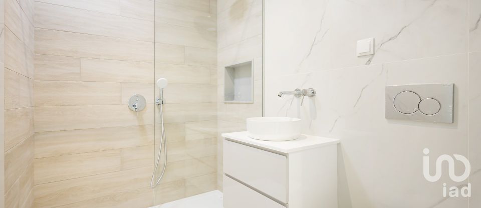 Maison T3 à Mexilhoeira Grande de 237 m²