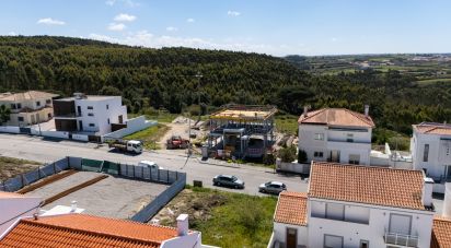 Maison T4 à Atouguia da Baleia de 251 m²