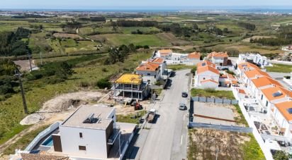 Maison T4 à Atouguia da Baleia de 251 m²