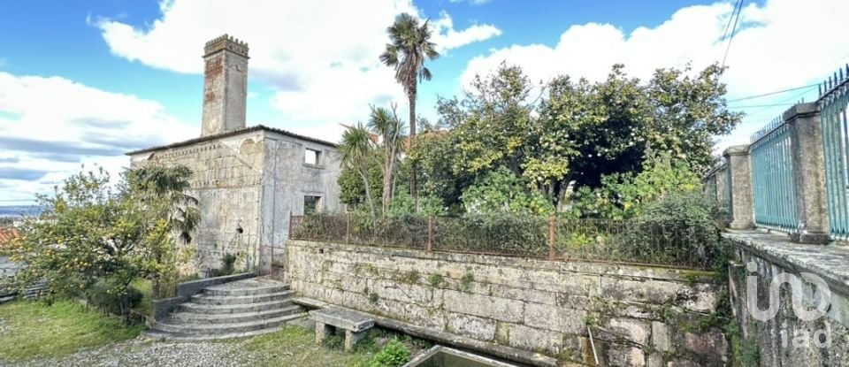 Maison T0 à Moimenta da Serra e Vinhó de 360 m²