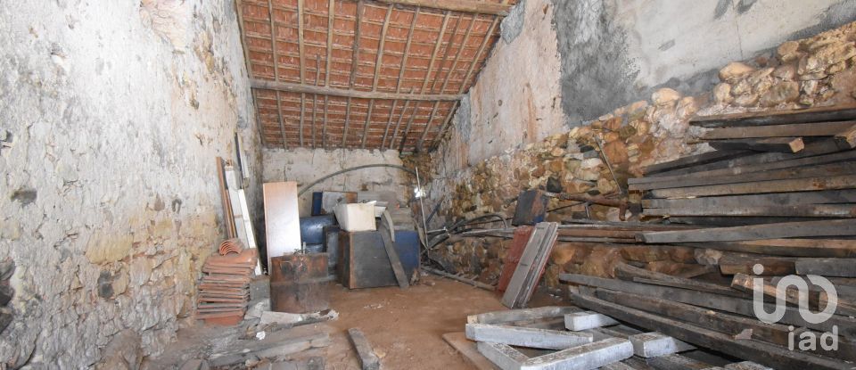 Comércio diverso em São Miguel, Santa Eufémia e Rabaçal de 470 m²