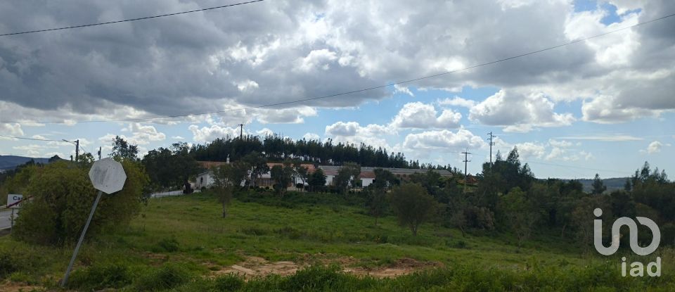 Building plot in Cadaval e Pêro Moniz of 500 m²