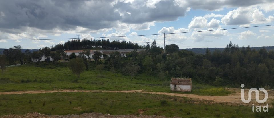 Building plot in Cadaval e Pêro Moniz of 500 m²