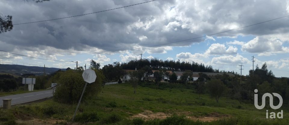 Building plot in Cadaval e Pêro Moniz of 500 m²