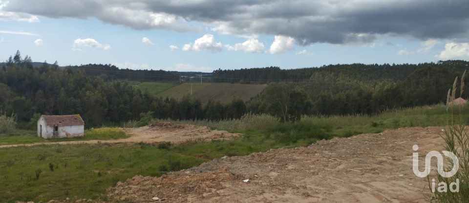 Building plot in Cadaval e Pêro Moniz of 500 m²