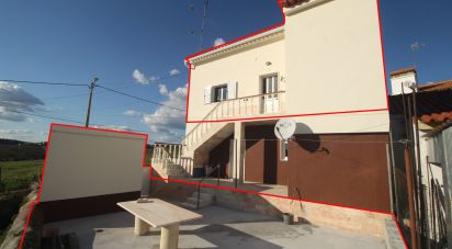 House T2 in Rio de Moinhos of 94 m²