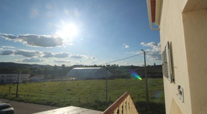 House T2 in Rio de Moinhos of 94 m²