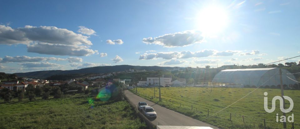 House T2 in Rio de Moinhos of 94 m²