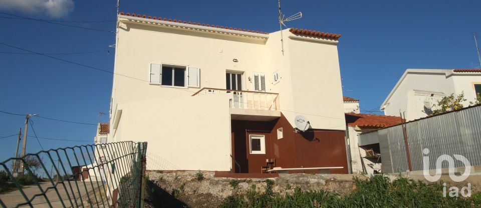 House T2 in Rio de Moinhos of 94 m²