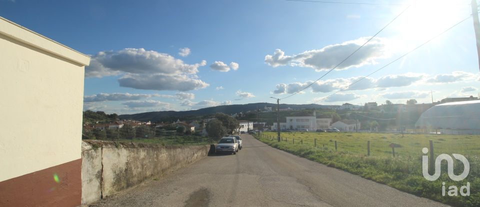 House T2 in Rio de Moinhos of 94 m²