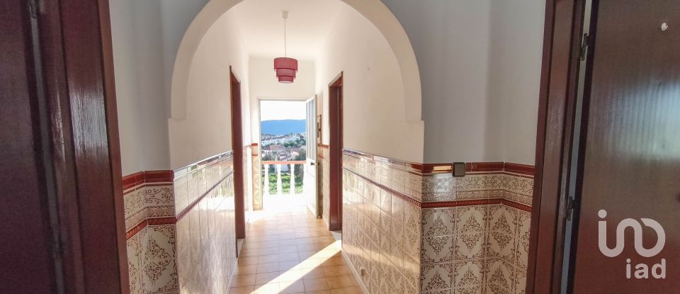 House T2 in Rio de Moinhos of 94 m²