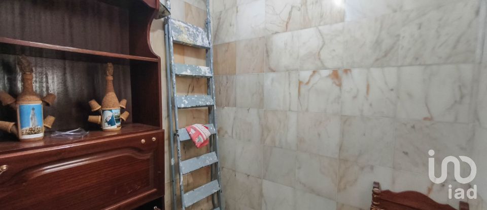 House T2 in Rio de Moinhos of 94 m²