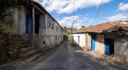 House T3 in Espinho of 223 m²